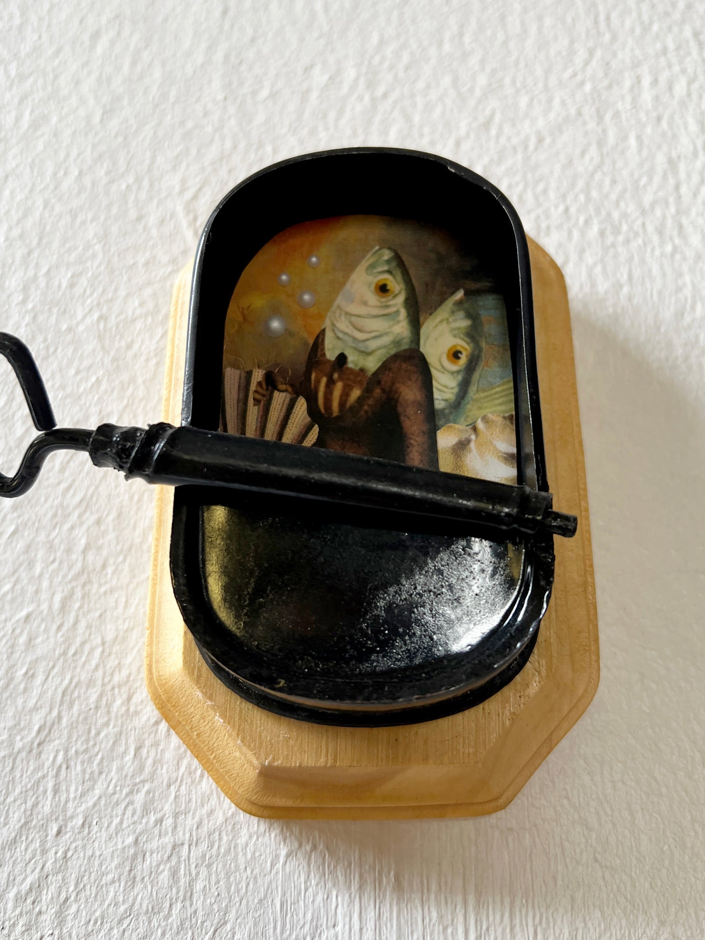 Baroque in a can - Mayboll Vargas