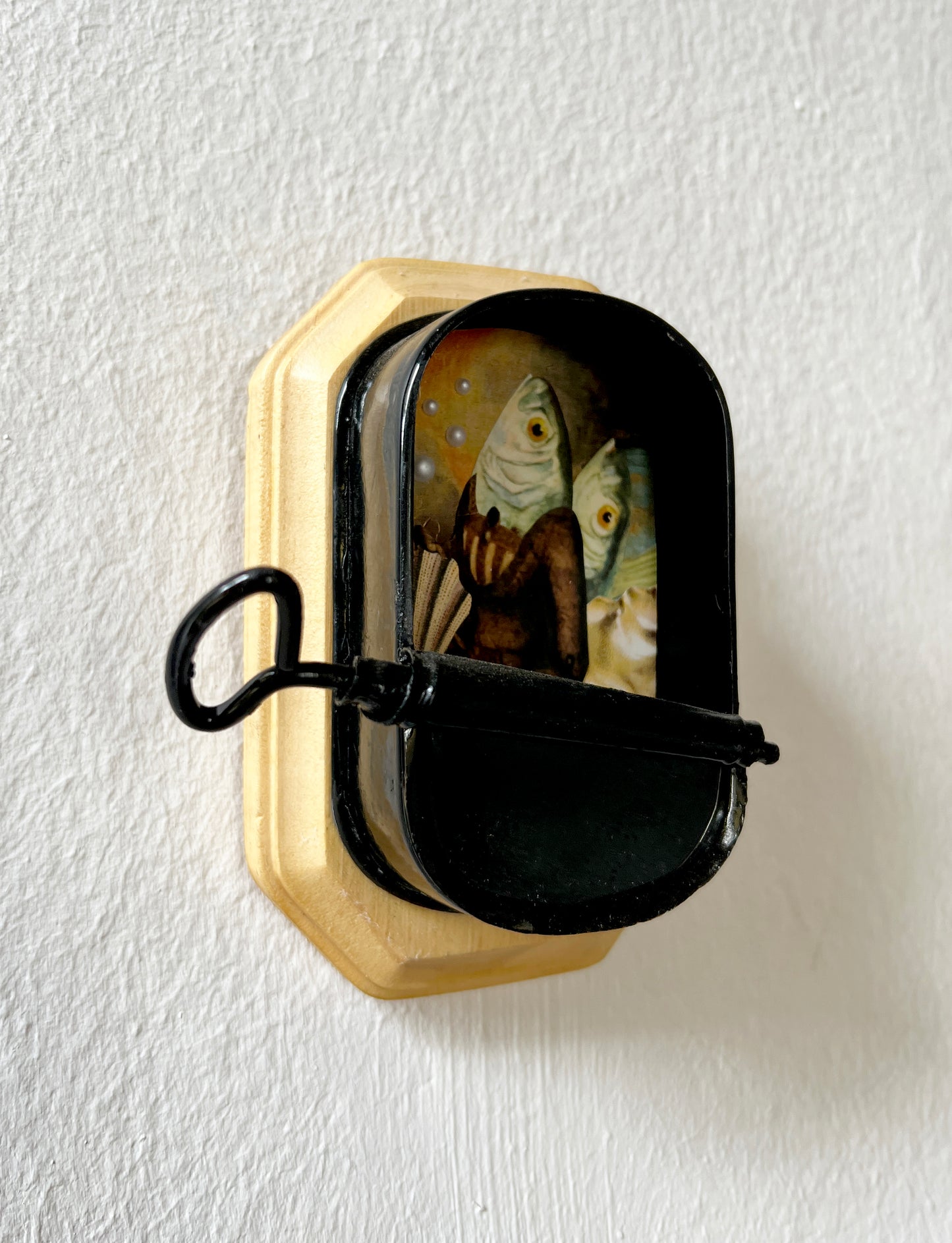 Baroque in a can - Mayboll Vargas